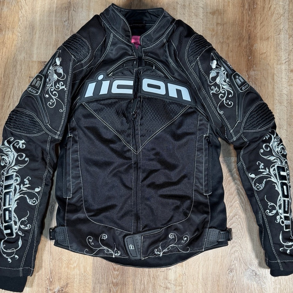 Icon Contra Speed Queen Motorcycle Jacket Women's Size XS Zip Out Layer